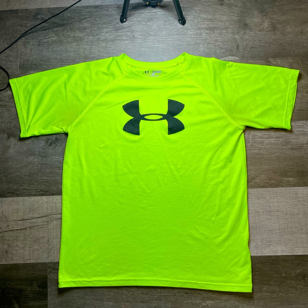 UnderArmour Tee Kids Size XL